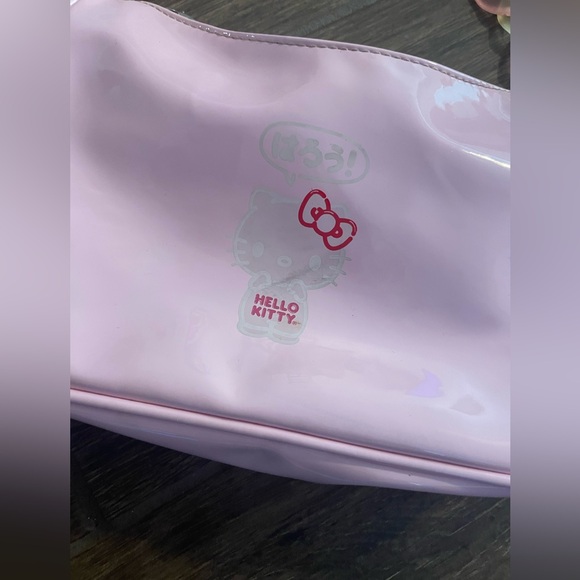 Hello Kitty Pastel Pink Shoulder Bag - Picture 2 of 6